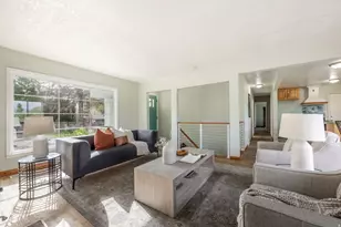 1358 E 6400 S, Salt Lake City, UT 84121 - Photo 3