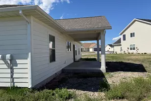561 E Eagle Dr, Preston, ID 83263 - Photo 5