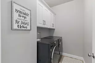 1147 N Carriage Ln, Spanish Fork, UT 84660 - Photo 15