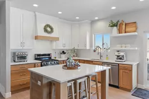 1147 N Carriage Ln, Spanish Fork, UT 84660 - Photo 13