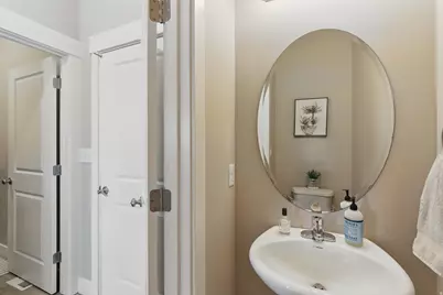 1147 N Carriage Ln, Spanish Fork, UT 84660 - Photo 21