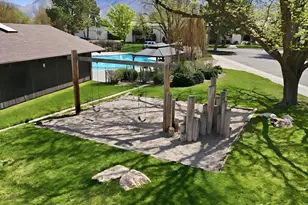 4943 S Eastridge Ln, Murray, UT 84117 - Photo 29