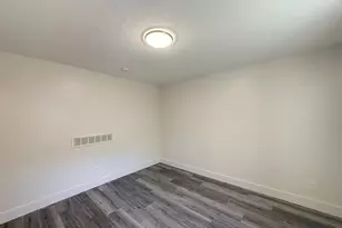 548 E 27th St, Ogden, UT 84401 - Photo 11