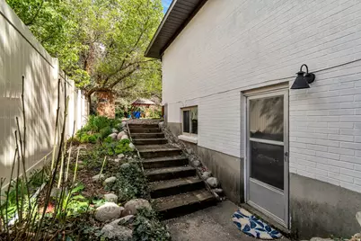 8329 S Escalante Dr, Sandy, UT 84093 - Photo 35