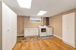 8329 S Escalante Dr, Sandy, UT 84093 - Photo 15