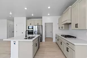 2816 W Aurora Ave, Mapleton, UT 84664 - Photo 5