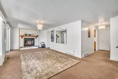 5841 S 2050 W, Roy, UT 84067 - Photo 5