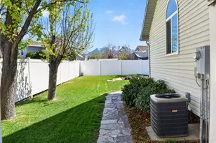 1162 W Joyes Ln S, West Jordan, UT 84088 - Photo 9