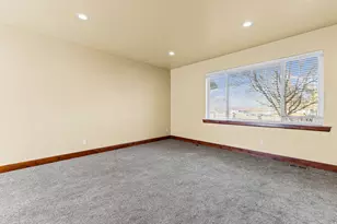6563 S Lovendahle Ct, Murray, UT 84107 - Photo 9