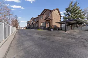 6563 S Lovendahle Ct, Murray, UT 84107 - Photo 1