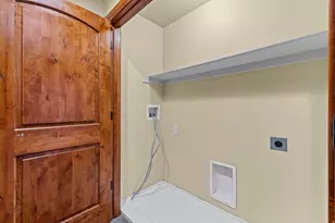 6563 S Lovendahle Ct, Murray, UT 84107 - Photo 15