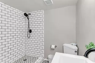 1176 E Starpine Dr, Sandy, UT 84094 - Photo 31