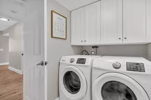 1176 E Starpine Dr, Sandy, UT 84094 - Photo 11