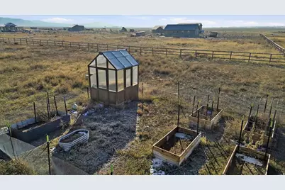 5359 W 19750 N, Plymouth, UT 84330 - Photo 31