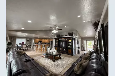 283 S 3130 W, Vernal, UT 84078 - Photo 5