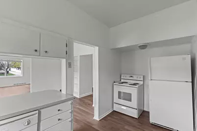 180 S 300 E, Logan, UT 84321 - Photo 11