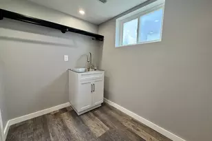 6784 S 1530 E, Cottonwood Heights, UT 84121 - Photo 19