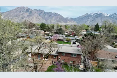 6784 S 1530 E, Cottonwood Heights, UT 84121 - Photo 39