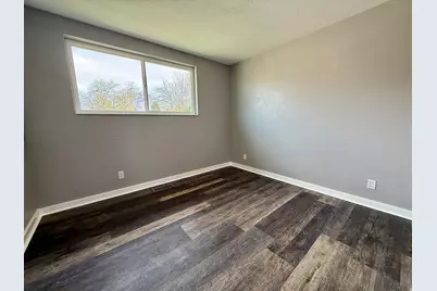 6784 S 1530 E, Cottonwood Heights, UT 84121 - Photo 31