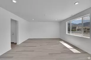 71 W Alpenglow Ln, Stansbury Park, UT 84074 - Photo 9