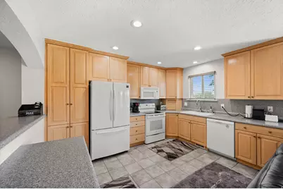 5563 S Copper City Dr, Kearns, UT 84118 - Photo 5