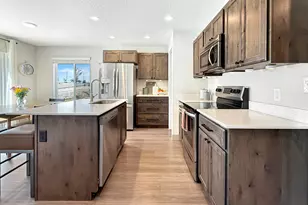 3991 S White Ash Dr, Mapleton, UT 84664 - Photo 5