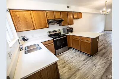 475 N Redwood Rd #30 Rd W, Salt Lake City, UT 84116 - Photo 3