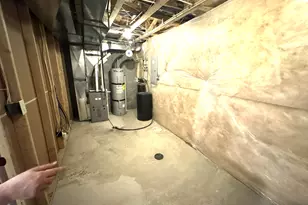 5695 W Red Ridge Ln, West Valley, UT 84118 - Photo 15