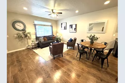5695 W Red Ridge Ln, West Valley, UT 84118 - Photo 3
