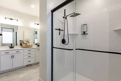 712 W Blue Mountain Dr, Saratoga Springs, UT 84045 - Photo 19