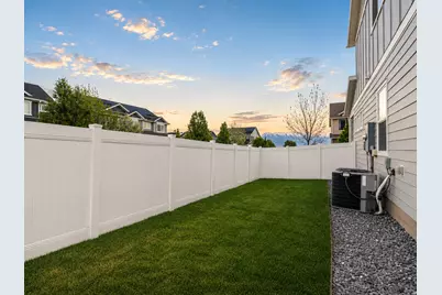 7809 N Ranger Dr, Eagle Mountain, UT 84005 - Photo 25