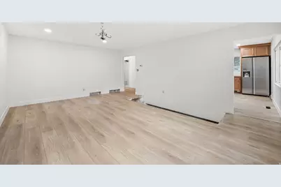 1775 E Rosecrest Dr, Salt Lake City, UT 84108 - Photo 3