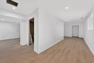 1775 E Rosecrest Dr, Salt Lake City, UT 84108 - Photo 23