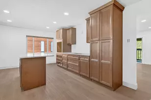 1775 E Rosecrest Dr, Salt Lake City, UT 84108 - Photo 5