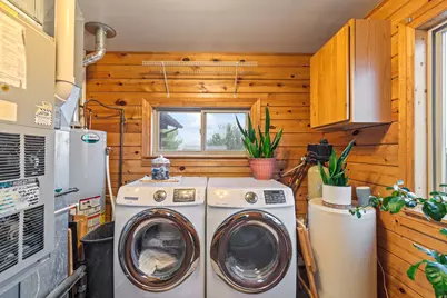 320 W 400 N, Central Valley, UT 84754 - Photo 11