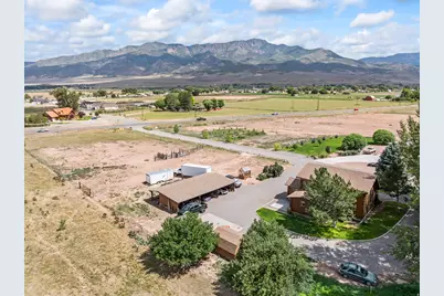 320 W 400 N, Central Valley, UT 84754 - Photo 97