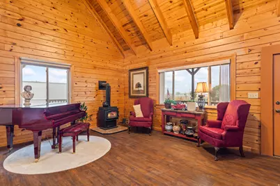 320 W 400 N, Central Valley, UT 84754 - Photo 5