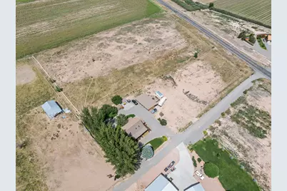 320 W 400 N, Central Valley, UT 84754 - Photo 73