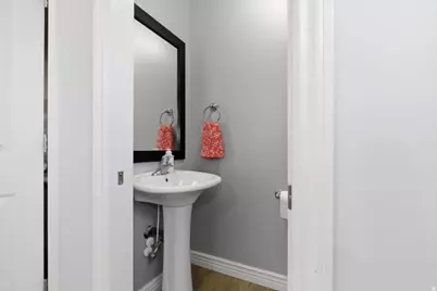 101 E 630 N #24, Smithfield, UT 84335 - Photo 11