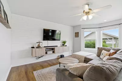 101 E 630 N #24, Smithfield, UT 84335 - Photo 5