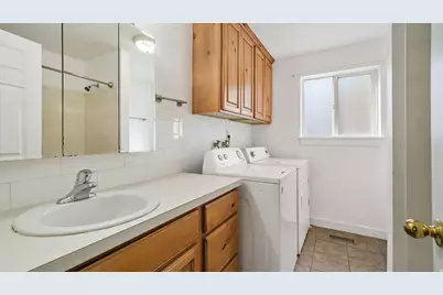 225 W 1030 N, Orem, UT 84057 - Photo 11
