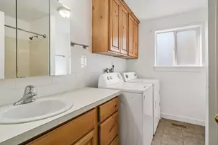 225 W 1030 N, Orem, UT 84057 - Photo 11