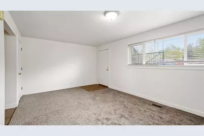 225 W 1030 N, Orem, UT 84057 - Photo 17