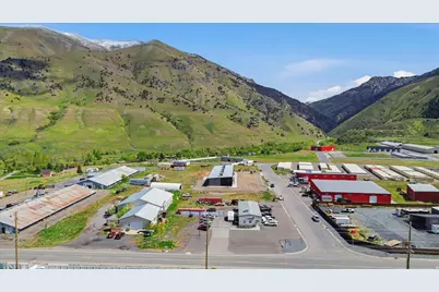 215 S Hammer Rd, Hyrum, UT 84319 - Photo 33