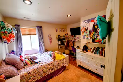 228 S Larkin Ln W, Kaysville, UT 84037 - Photo 7