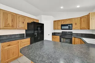 4020 Westlake Dr, Roy, UT 84067 - Photo 9