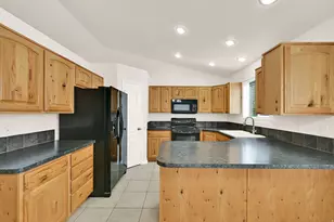 4020 Westlake Dr, Roy, UT 84067 - Photo 11