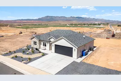 980 W Rock View Dr, Hurricane, UT 84737 - Photo 3