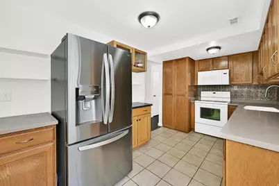 455 E 5600 S #D, Murray, UT 84107 - Photo 13