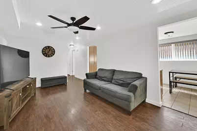 455 E 5600 S #D, Murray, UT 84107 - Photo 5